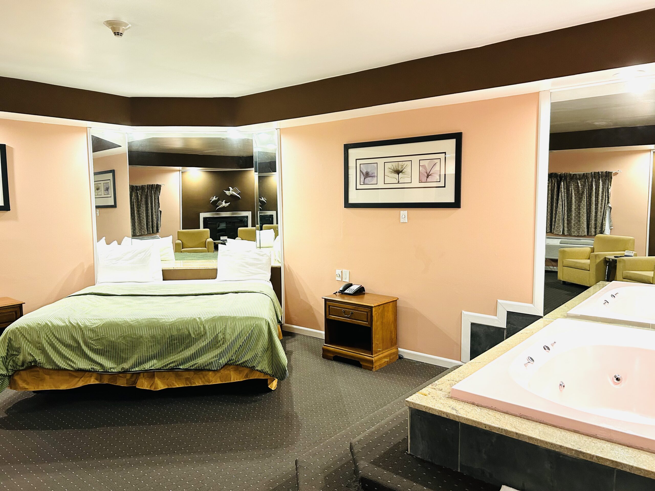 Honeymoon Romantic Suite at Inn of the Dove — private jetted hot tub and fireplace honeymoon suite Pennsylvania
