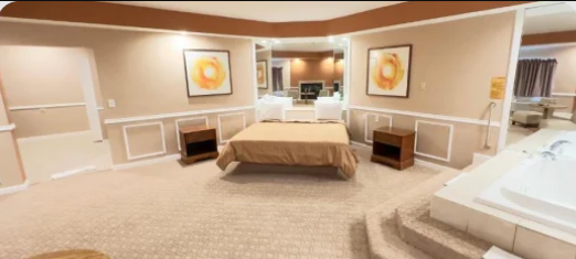 Honeymoon Romantic Suite Inn Of The Dove Harrisburg PA