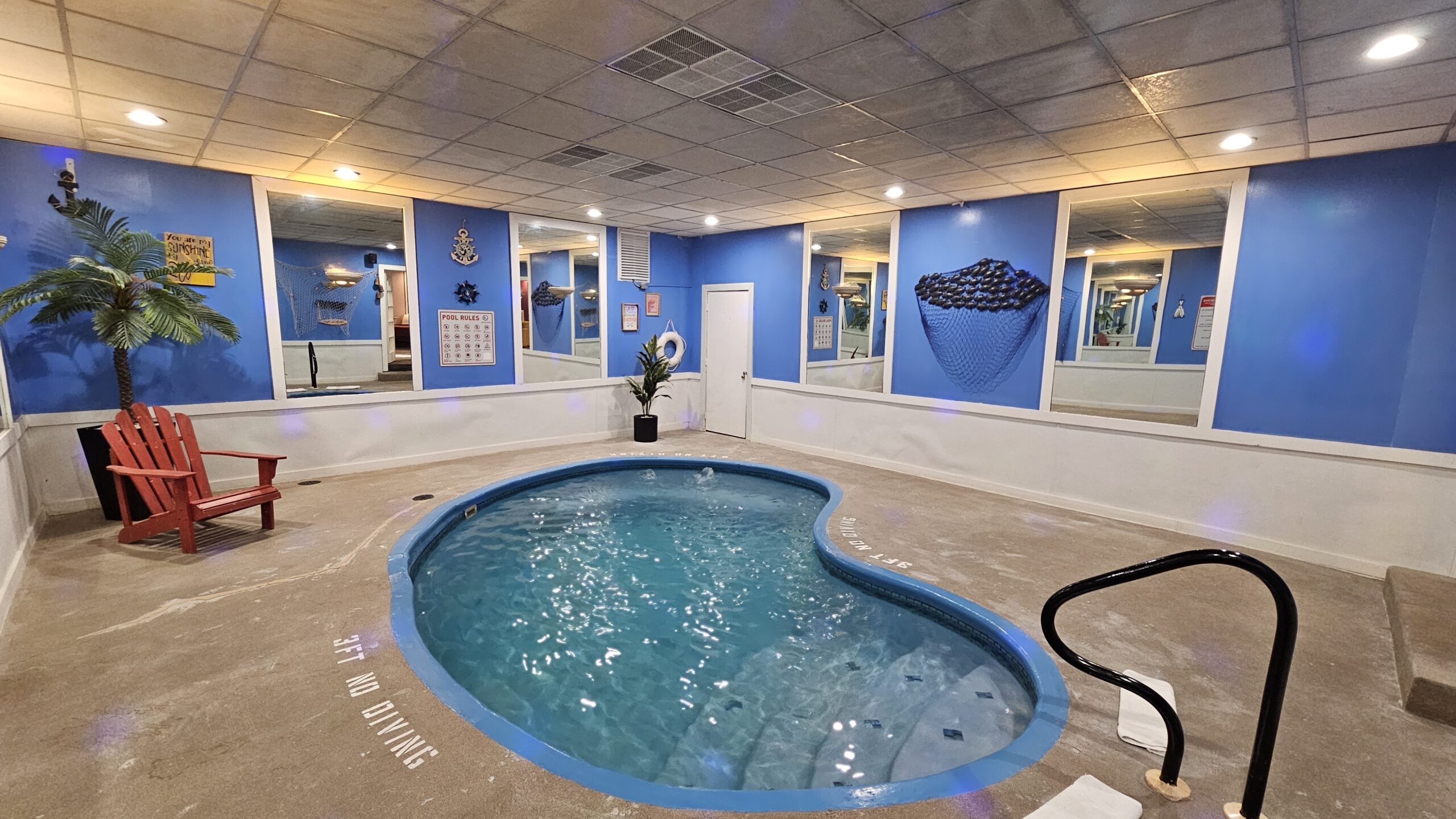 Private in-suite jetted hot tub at Inn of the Dove — anniversary suite with jetted hot tub near Harrisburg PA